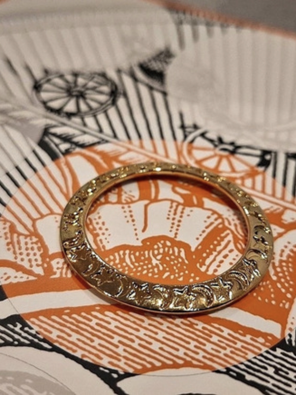 Gold Textured Bracelet Like New